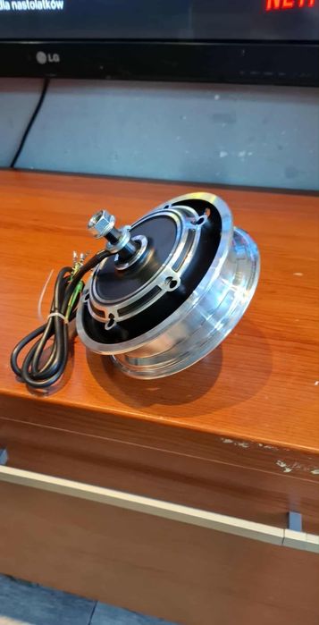 Sprzedam silnik do hulajnogi