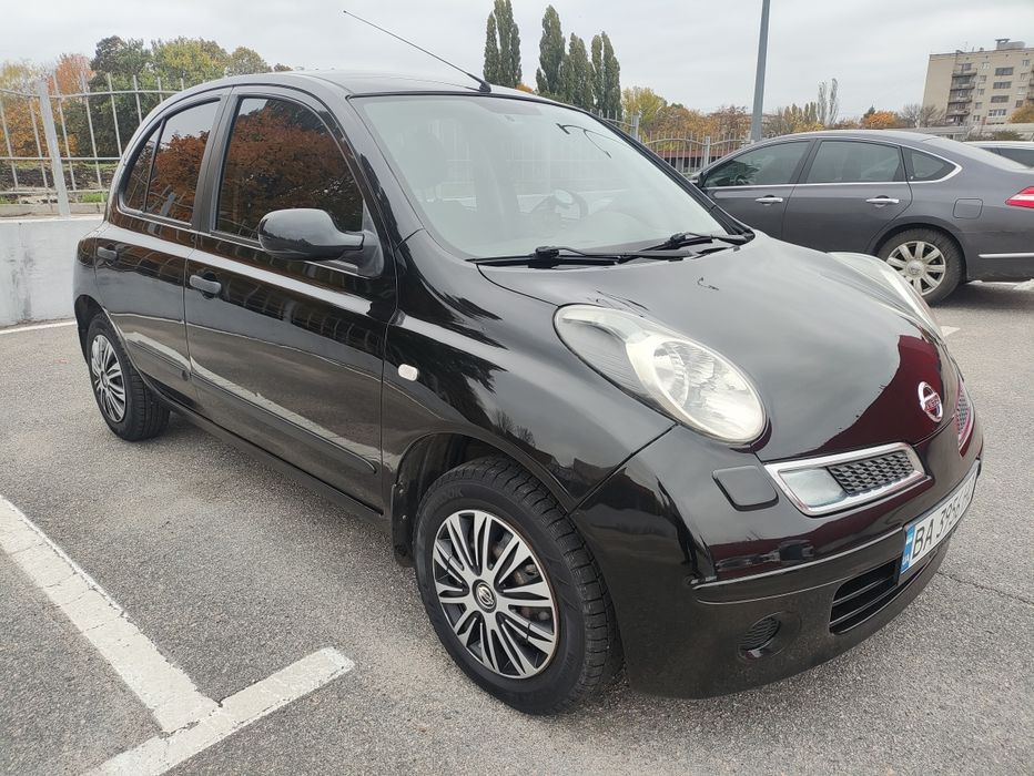 Nissan micra на автоматі на газу