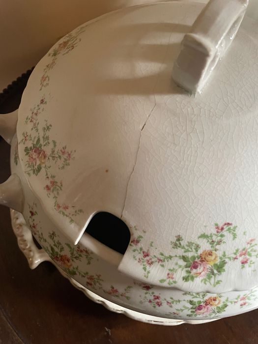 Terrina às florzinhas sacavém