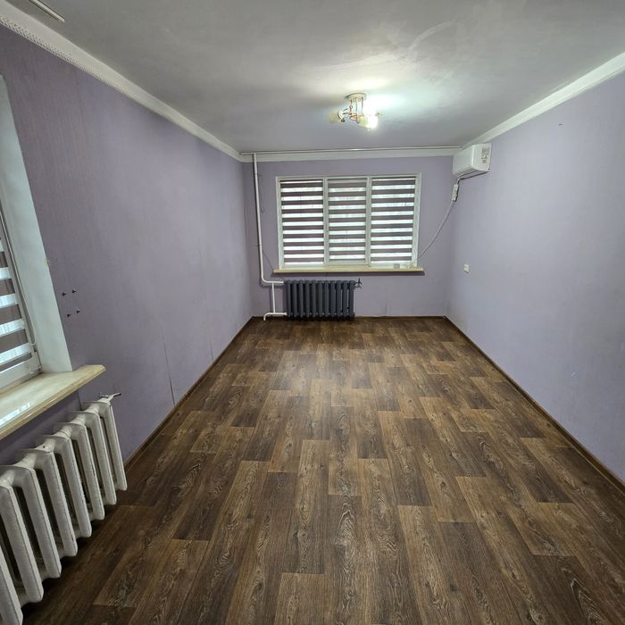 Продаж 1 кімнатна  квартира   вул. Театральна