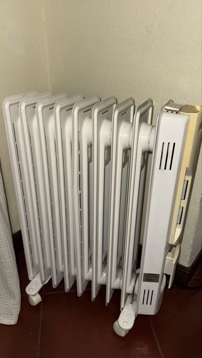 Aquecedor a óleo Philips HOT airsystem