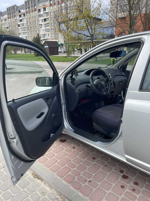 Toyota Yaris 2004 1.3 хетбек I покоління (FL)