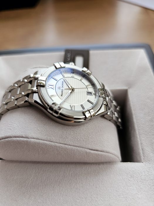 Maurice Lacroix Aikon AI1006