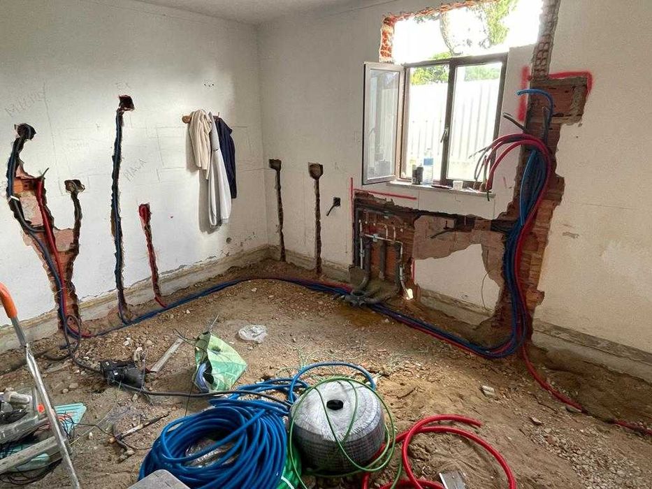 Pedreiro ladrilhador / Remodelações gerais / Obras