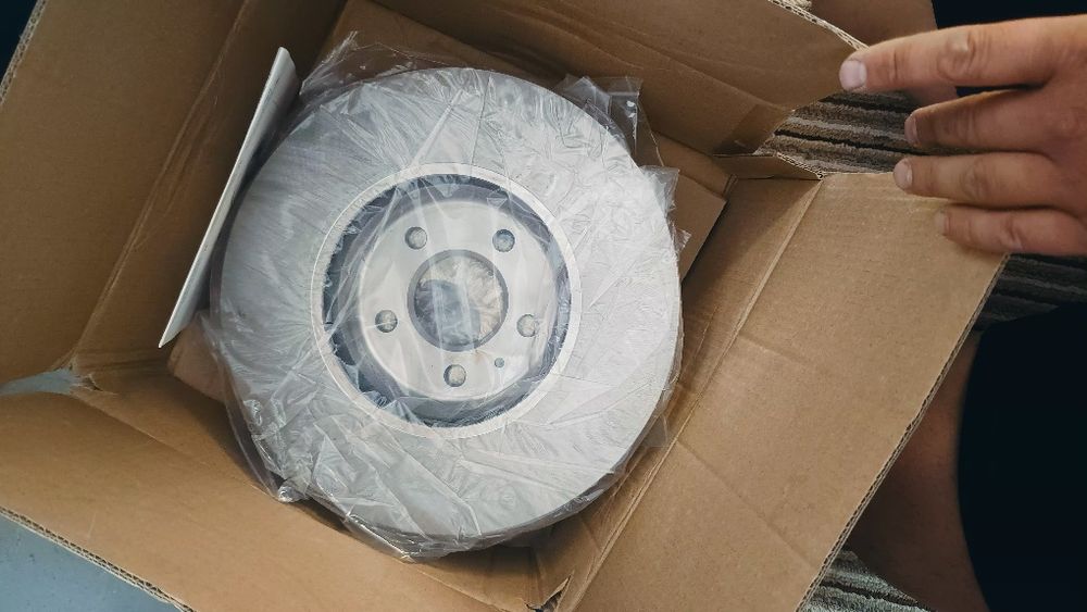 Tarcze hamulcowe audi a4 b8 3.0 tdi