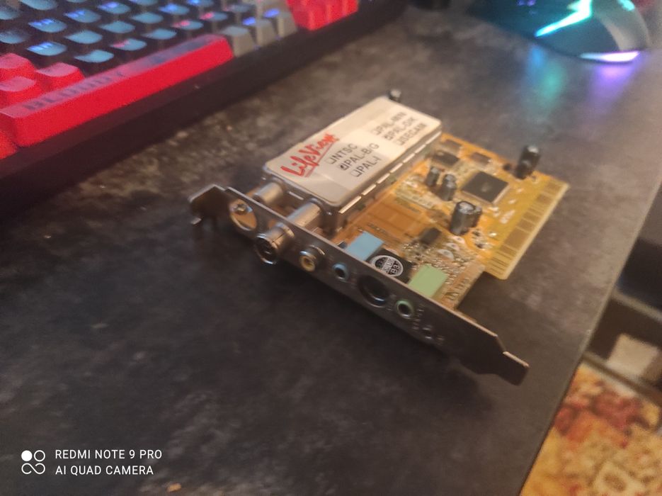 ТВ-тюнер Leadtek WinFast PCI