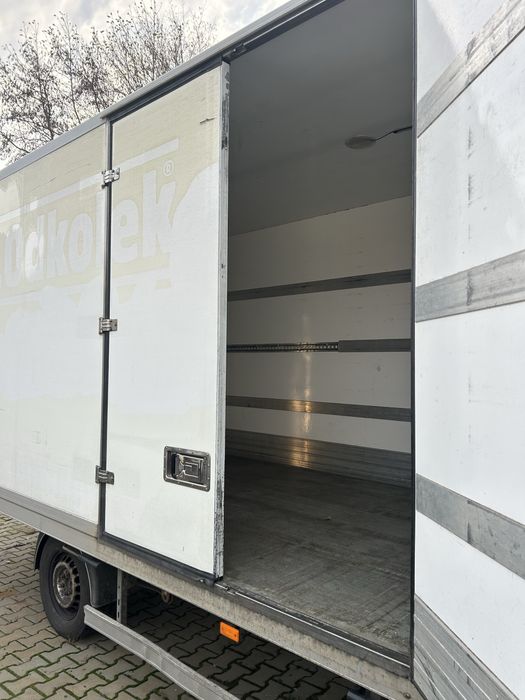 Kontener Izoterma Chlodnia Magazyn Zabudowa Mercedes Sprinter Iveco