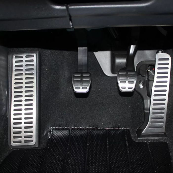 Conjunto Pedais inox VW Golf Mk5/Mk6, Scirocco, Seat Leon 1p e outros