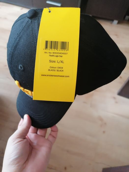 Czapka z daszkiem