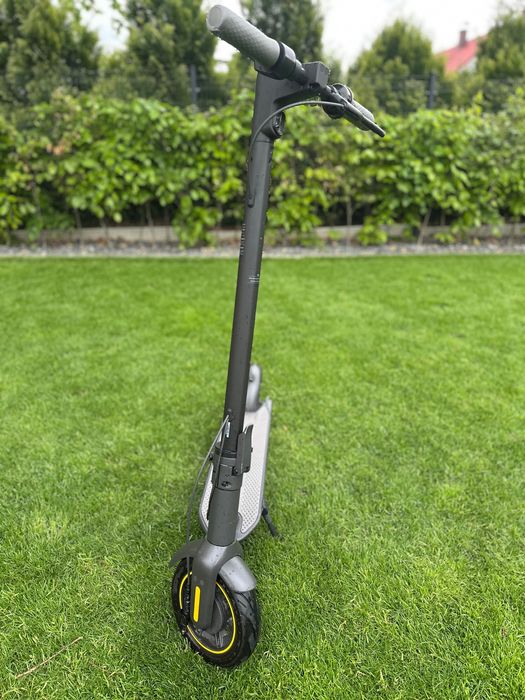 Hulajnoga elektryczna Segway Ninebot MAX G30 II – 65 km zasięgu.