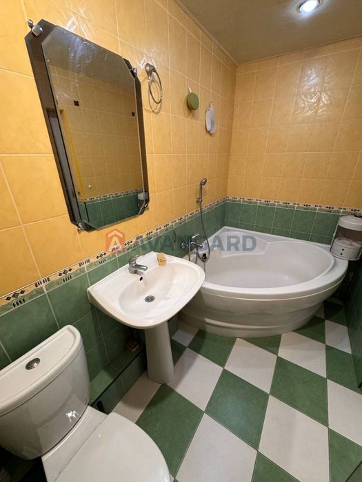 Продам 2 кв Соборный, Фурманова 50000$