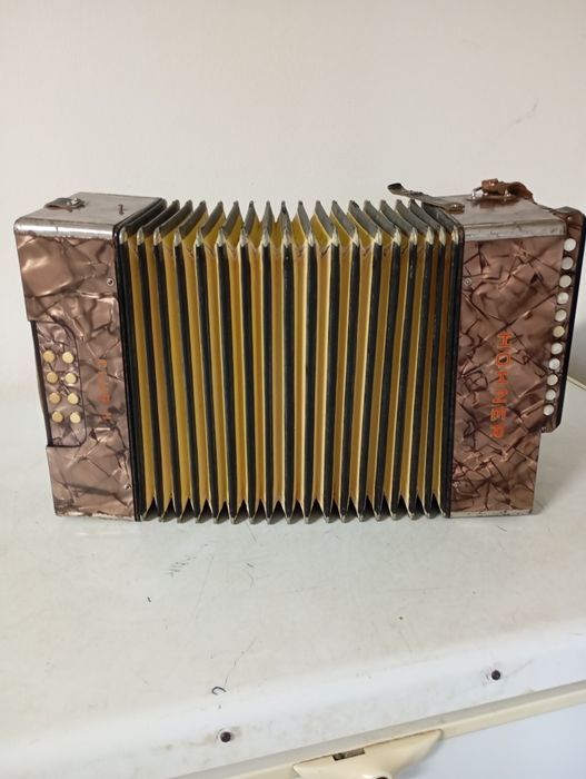Concertina Hohner Clube | |