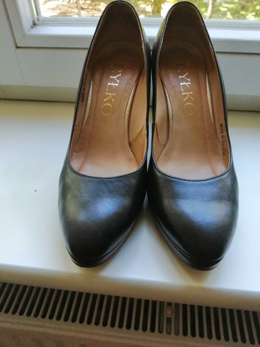 Sprzedam buty ze skóry