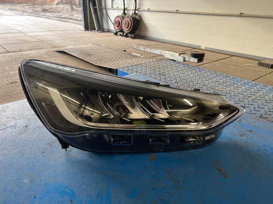 Lampa prawa przednia oryginalna FORD FOCUS MK4 LIFT FULL LED