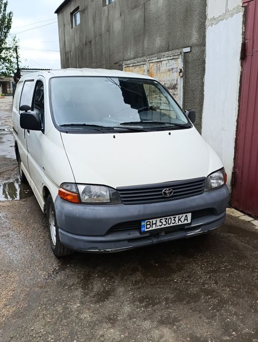 Продам Toyota Hiace груз 2005г