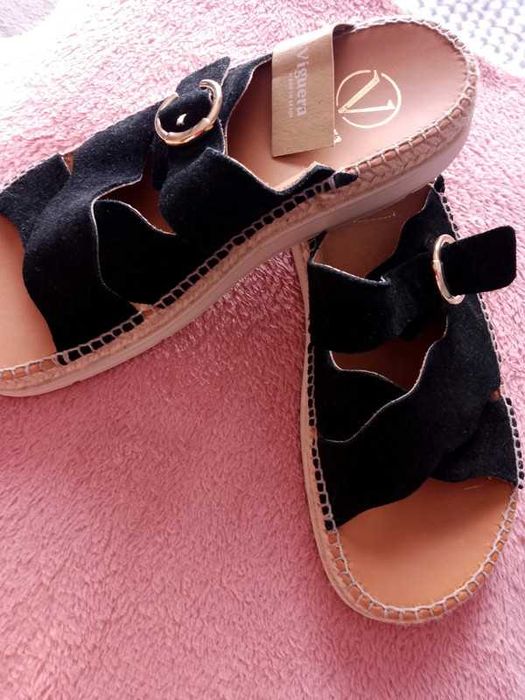 Buty sandały r. 40 klapki firmowe skórzane skóra naturalna