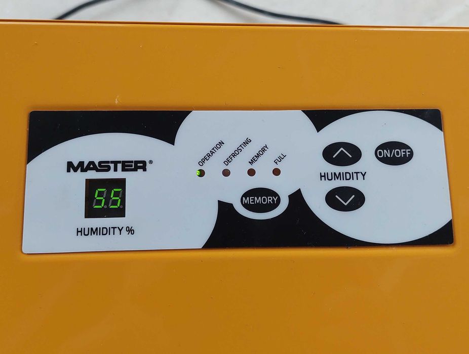 Osuszacz powietrza Master DH 752P pochłaniacz wilgoci wynajem