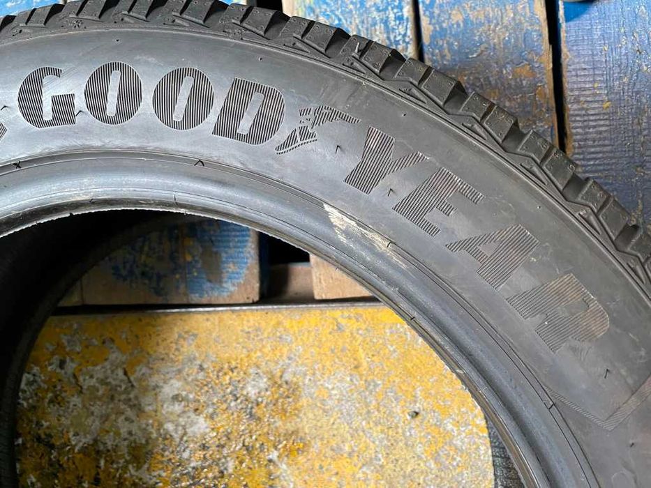 285/45 R20 GoodYear Ultragrip 8 4шт зимня