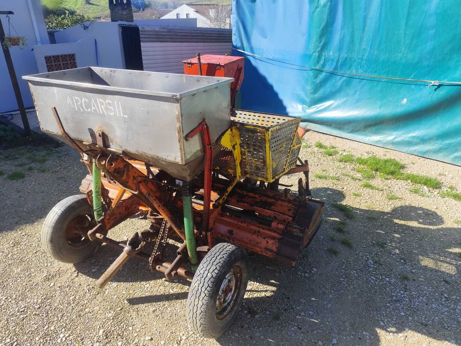 Plantador de Batata 2 Linhas c/ Fresa Galucho