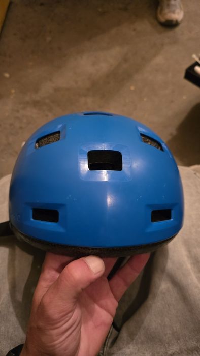 Kask na rolki, deskorolkę i hulajnoge