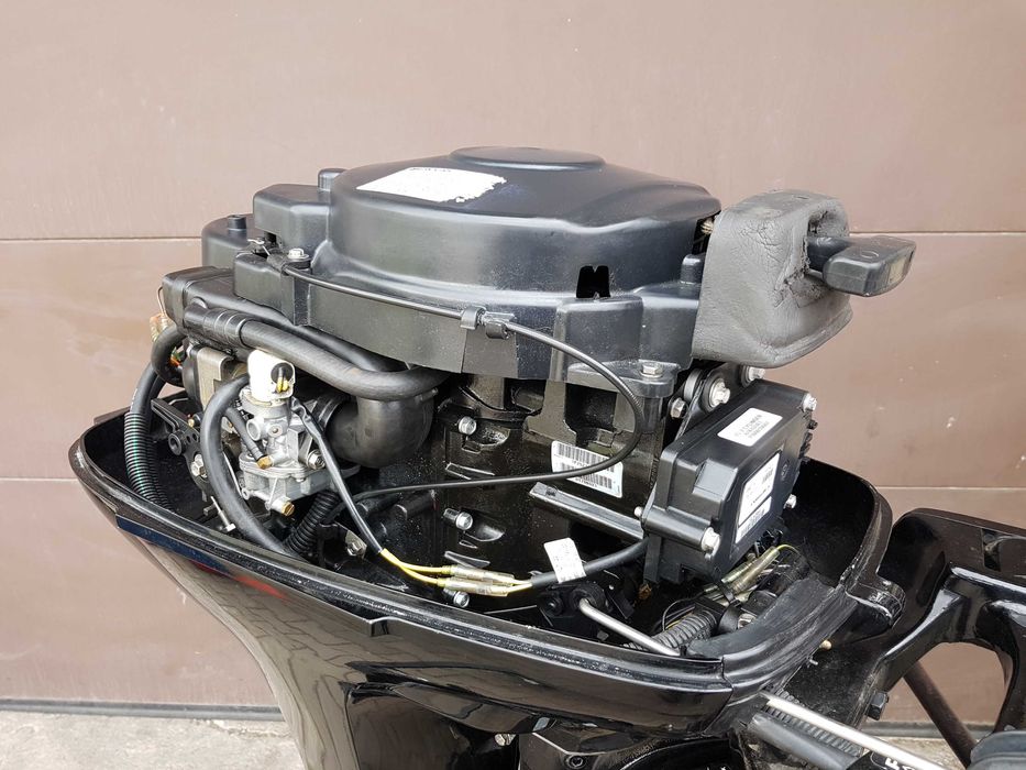 Mercury 25 KM L big foot silnik zaburtowy , uciągowy rumpel