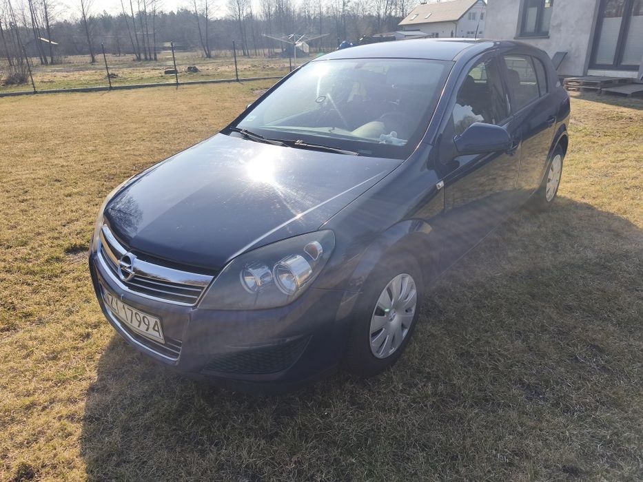 Opel Astra H 1.6 benzyna 115KM