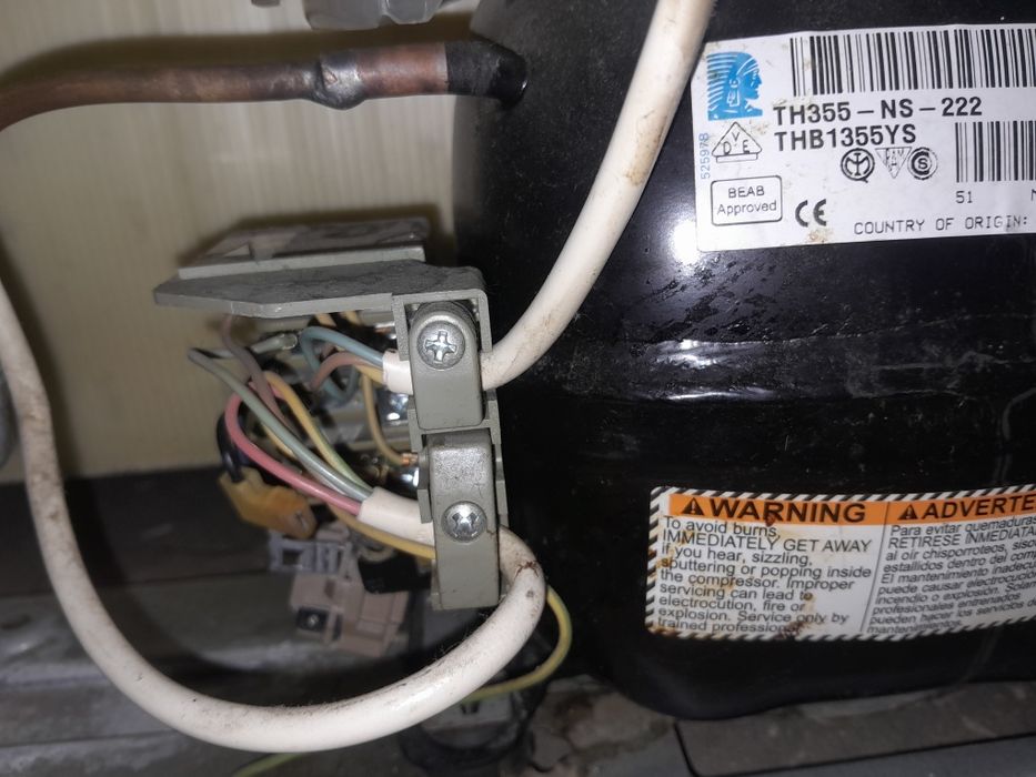 Холодільник б.у. під ремонт