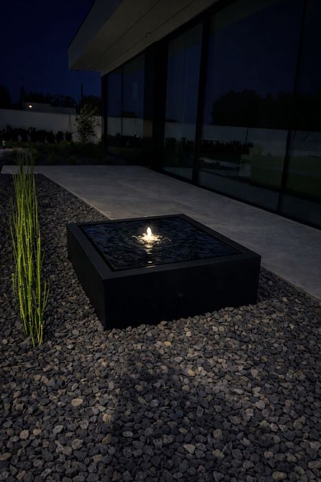 Stół wodny z LED – nowoczesna fontanna do ogrodu i na taras