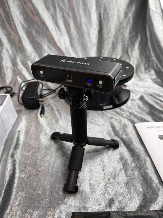 Revopoint MINI 3D Scanner Premium Set