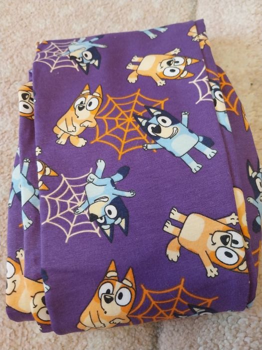 Spodnie legginsy r.134 nowe ocieplone Disney Bluey