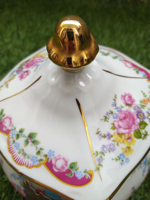 Peça em porcelana Limoges