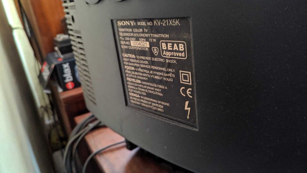 Telewizor 21" SONY HiBlack Trinitron KV-21X5K