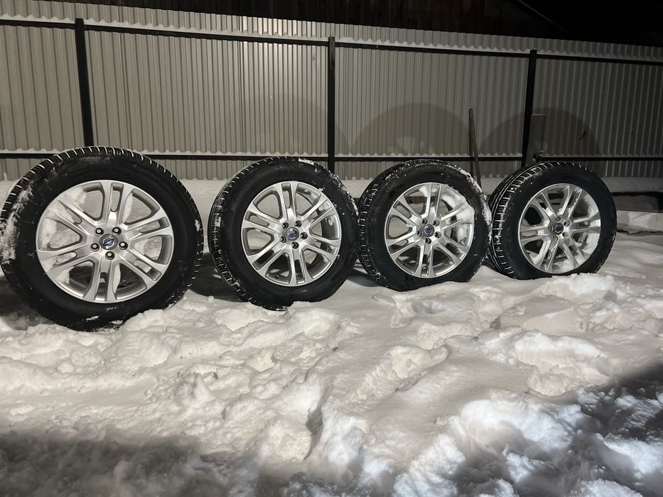 Комплект коліс Volvo XC60 Ford 5:108 диски резина 235/60/r18
