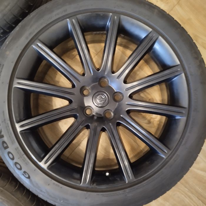 Koła 245/45 ZR20 5x115