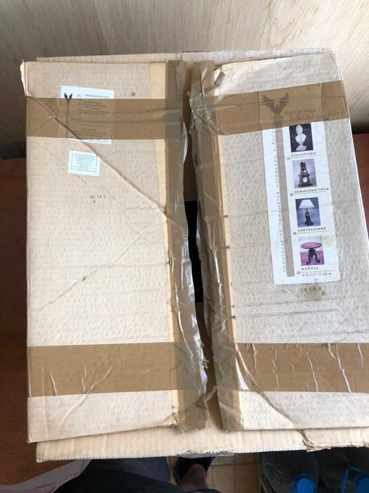 Табурет эксклюзивный инкрустирован .