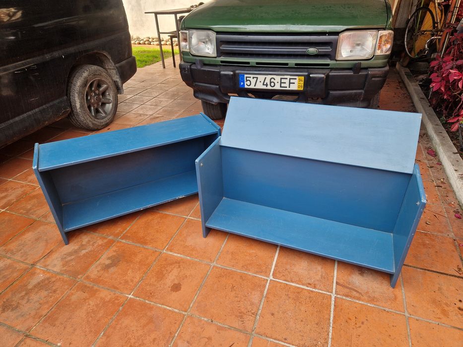 Movel estrutura em madeira prateleiras