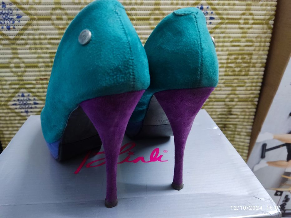 2 pares Sapatos senhora elegantes