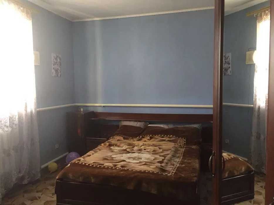 (13) Продам 2-рівневий будинок в с. Радісне