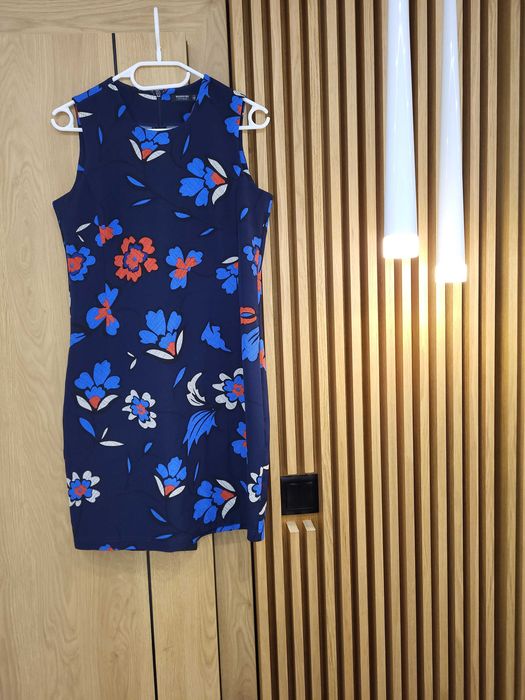 Sukienka Reserved rozm M 38