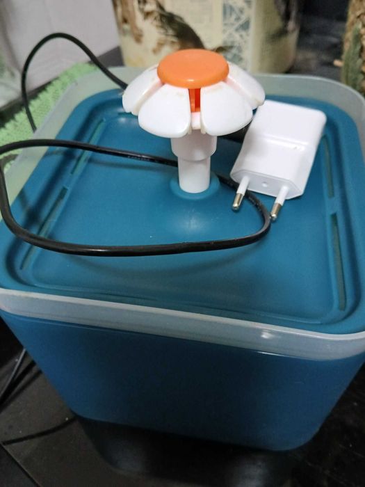 Bebedouro/ Fonte para gato ou cão - Trixie