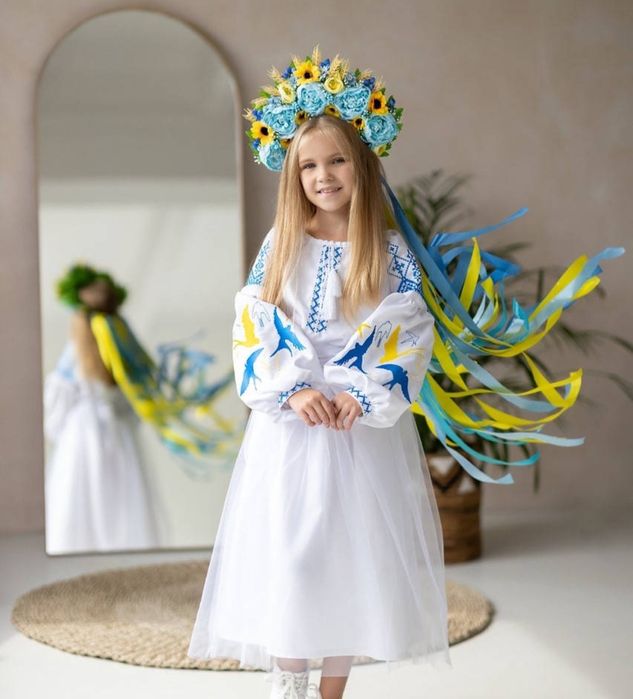 Нова сукня-вишиванка