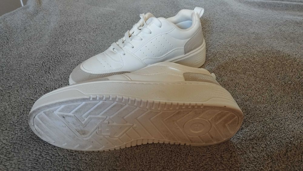 buty sportowe damskie białe