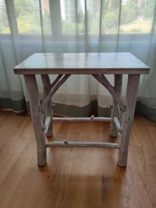 Mesa de cabeceira Zara Home