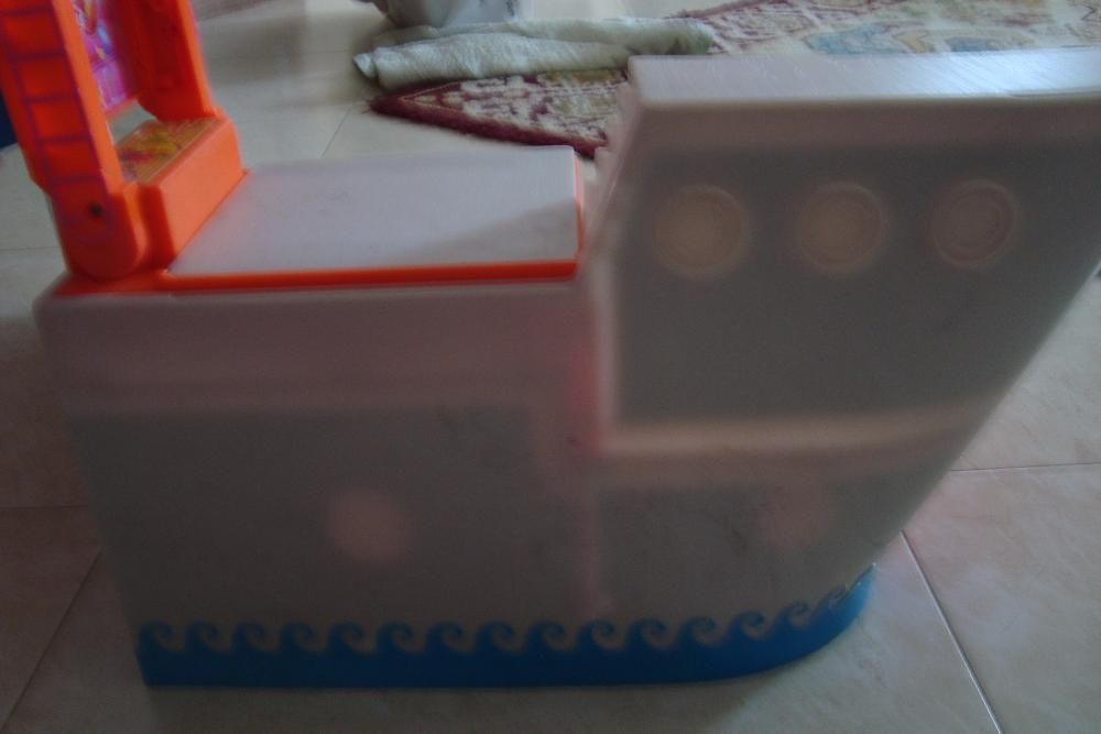 Barco da barbie desdobrável