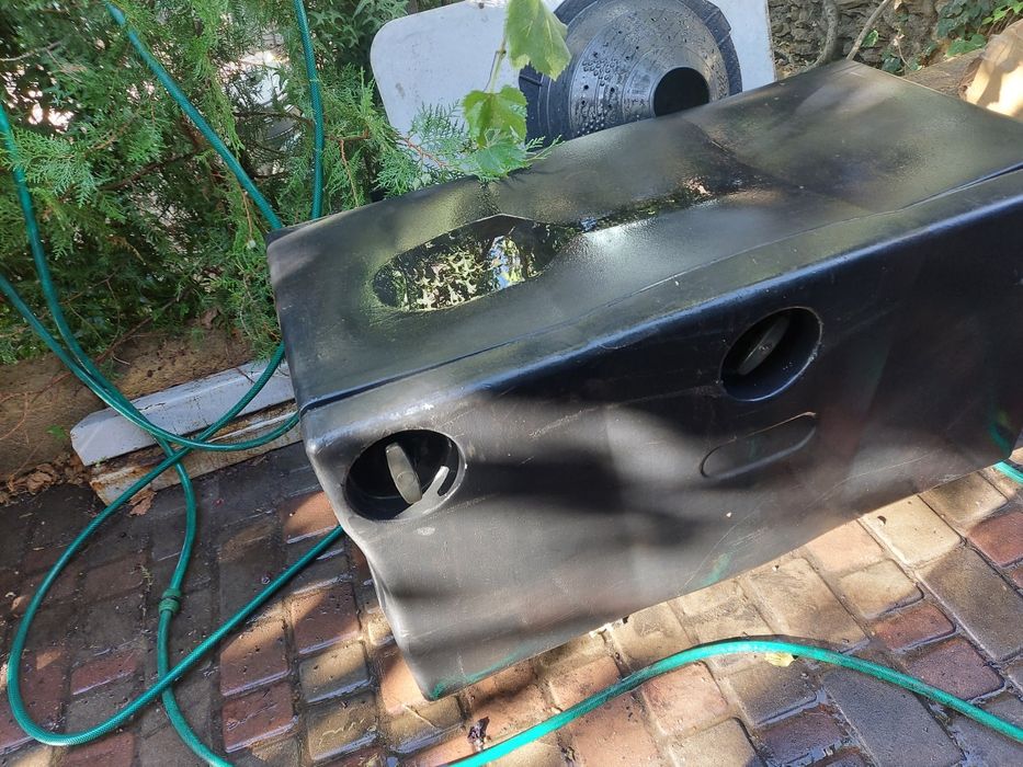 Инструментальный ящик на грузовик