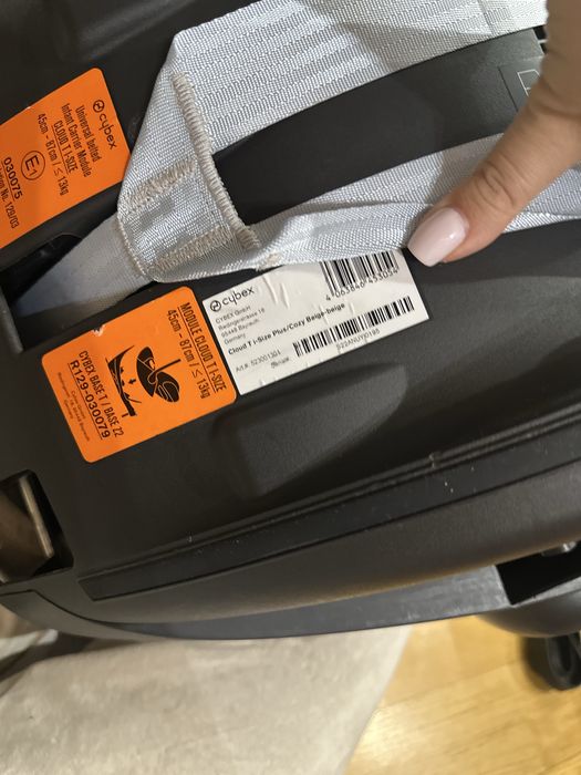 Cybex cloud T i-size plus