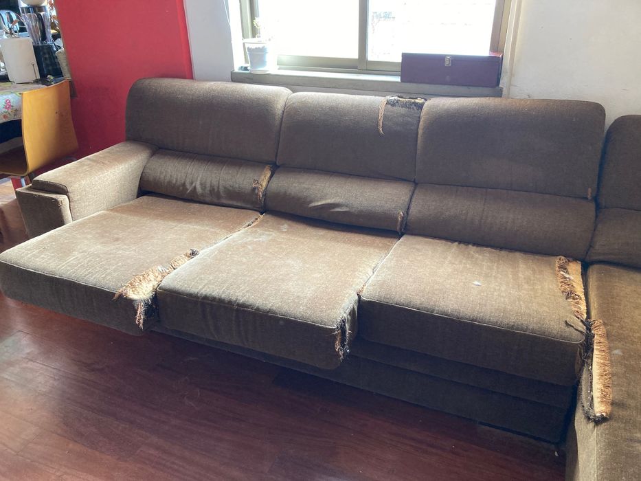 Sofá 4 lugares com chaise long