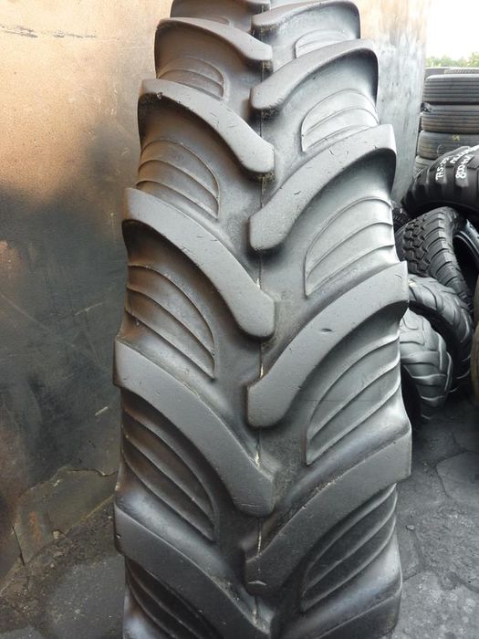 Opona używana rolnicza 340/85R48 13.6R48 TAURUS 1000zł. W2727