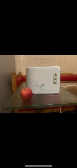 Тостер по размеру большой рабочий только сам хлеб не отстрпливает