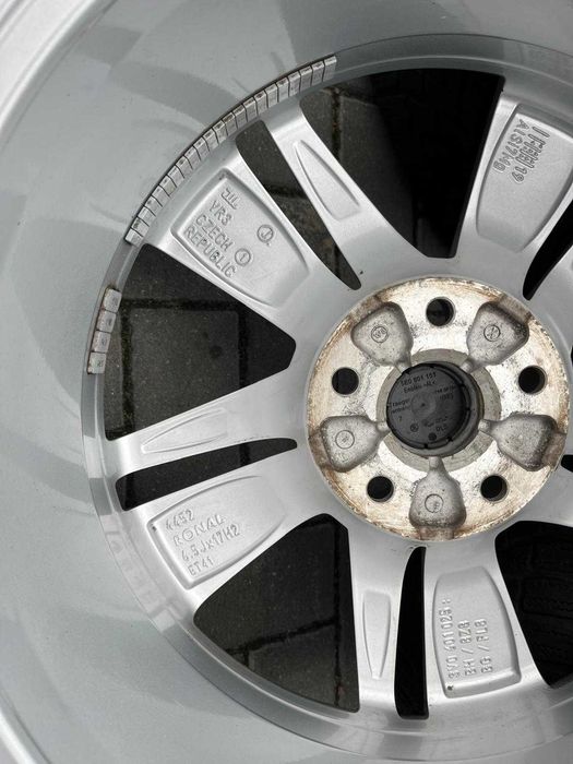 Felgi Skoda SUPERB Kodiaq Octavia Yeti VW SEAT  6,5Jx17H2 5x112 ET41